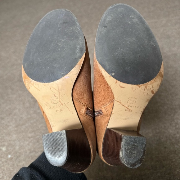 Ann Taylor Brown Chunky Heel Booties, Women’s 6.5 - Picture 6 of 7